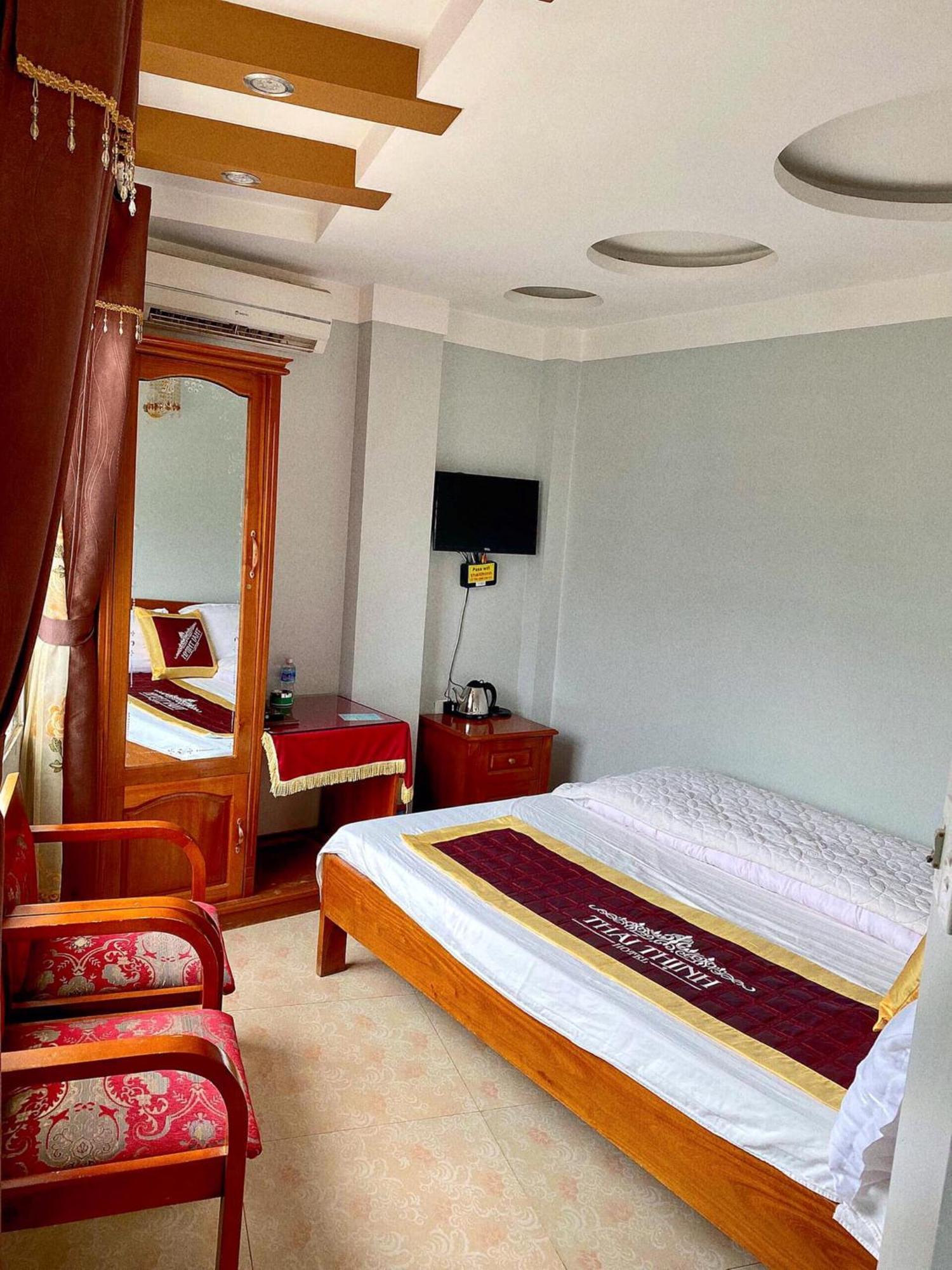 Thai Thinh Hotel ส่งวัน ภายนอก รูปภาพ